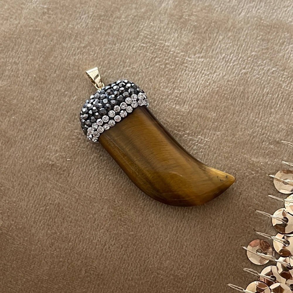 Tiger eye horn pendant two inches gold tone bale top of horn embellished with - Picture 5 of 9